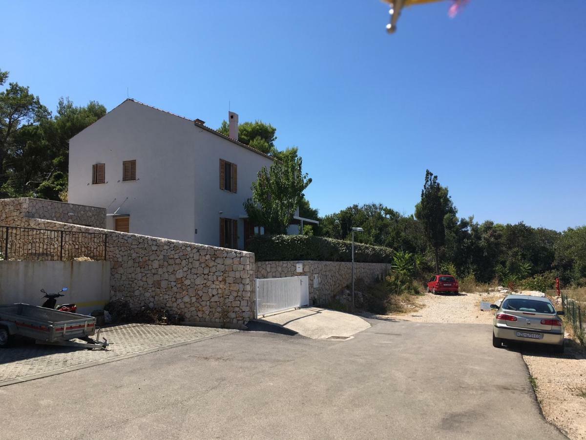 Apartman Di Mali Losinj Bagian luar foto